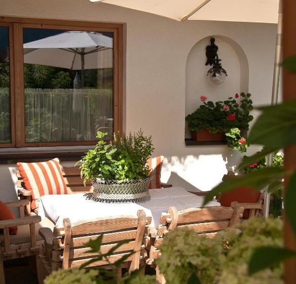 هتل Garni Glockenstuhl