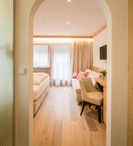 هتل Garni Glockenstuhl