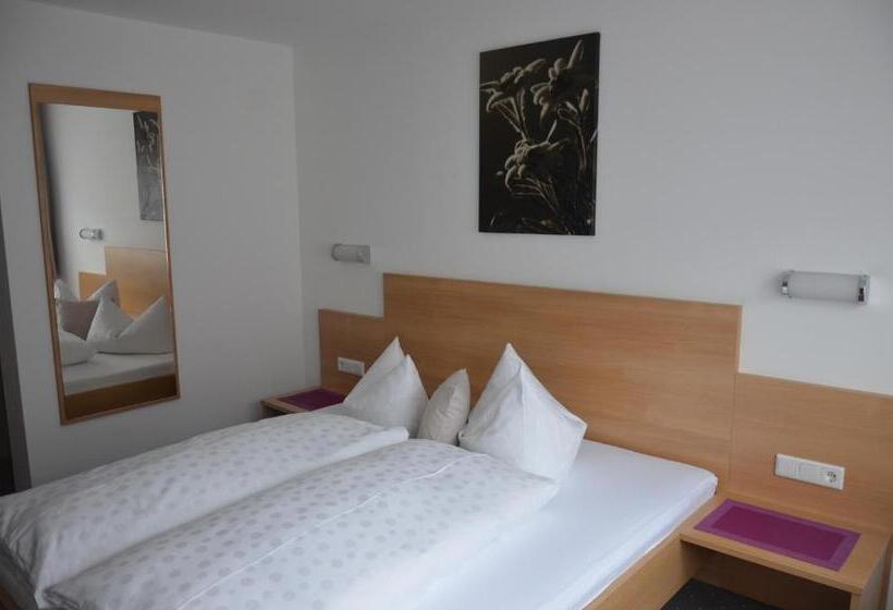 Отель Garni Sport Sonneck