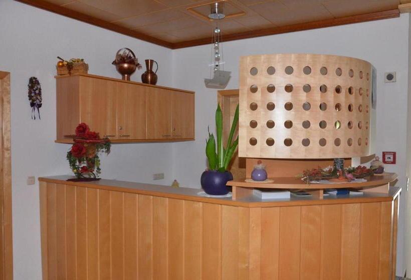 Отель Garni Sport Sonneck