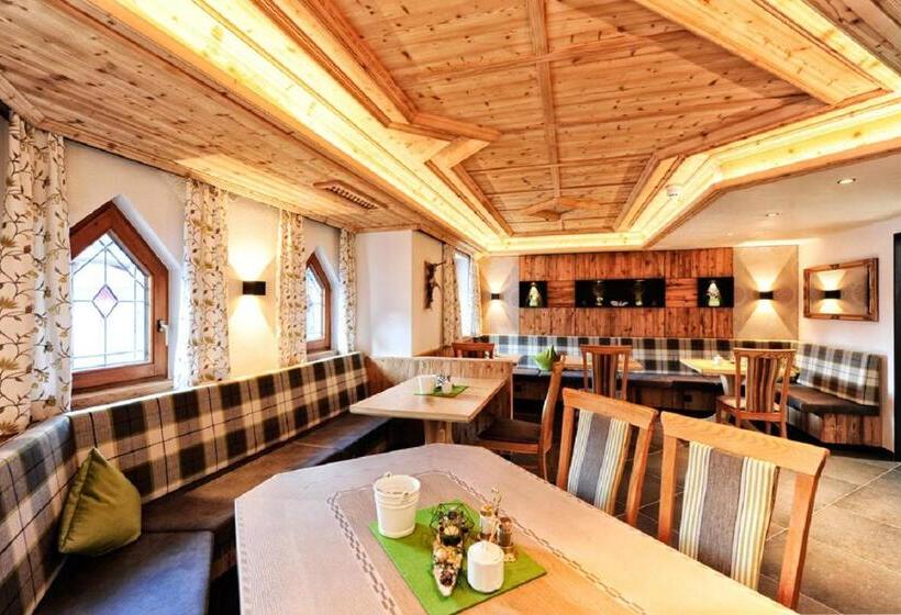 호텔 Garni Stefanie