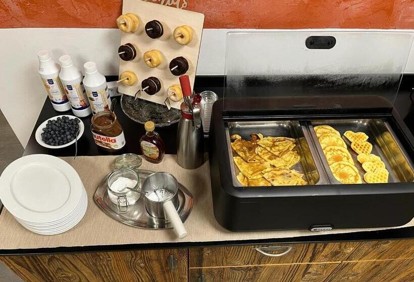 호텔 Gasthof Kristall Themenfrühstück