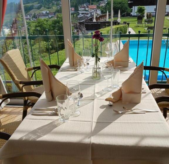 בית מלון כפרי Habicht