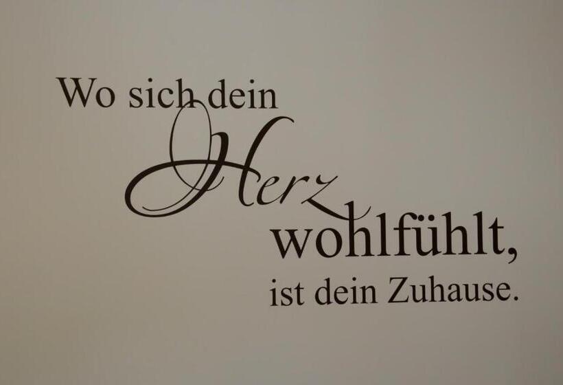 ホテル Jennys Schlössl