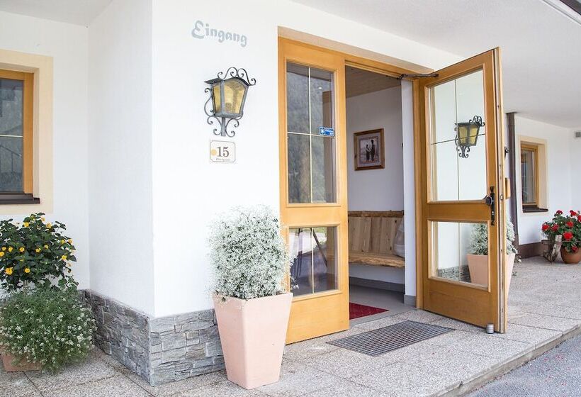 هتل Kratzerwirt Apartments