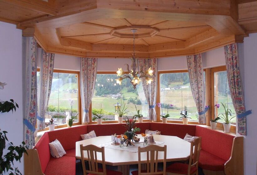 هتل Kratzerwirt Apartments