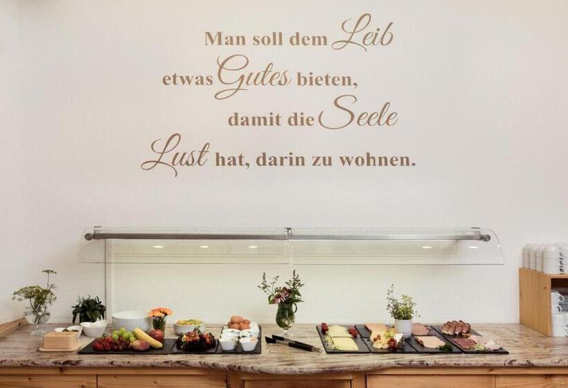 בית מלון כפרי Kreuz