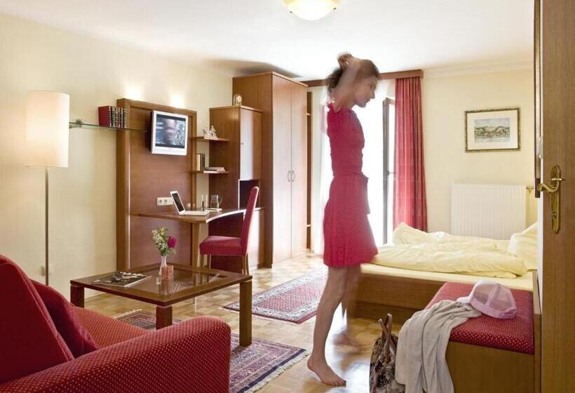 בית מלון כפרי Landgasthof Zur Schönen Wienerin