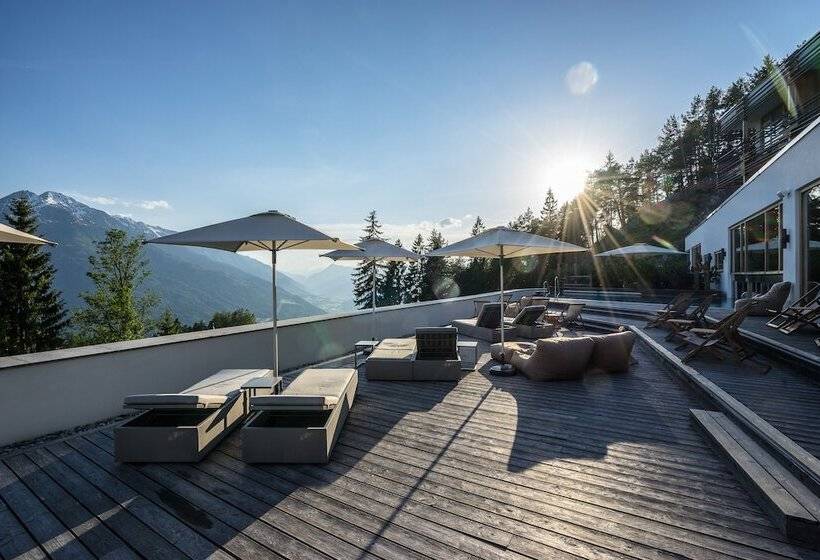 Отель Nidum Casual Luxury