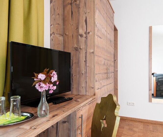 فندق Pension Leuprecht