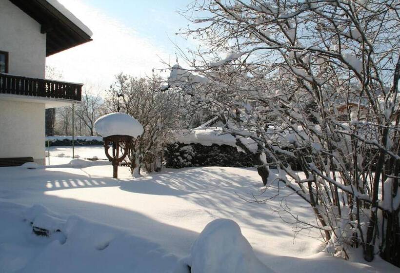 فندق Pension Leuprecht