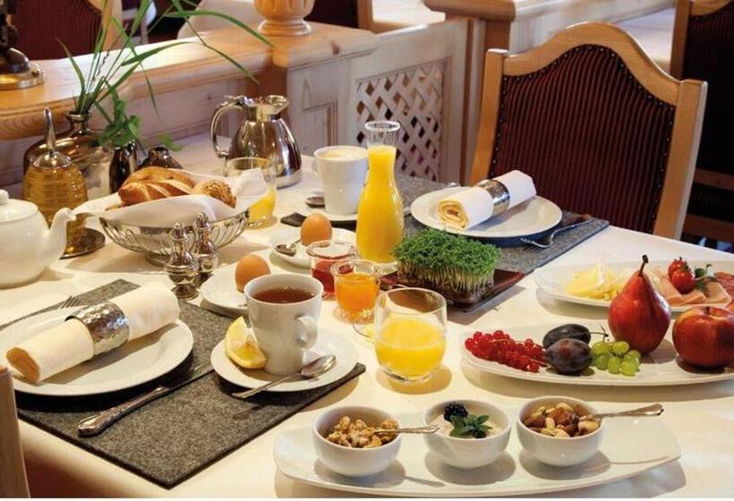 Отель Rössle Superior