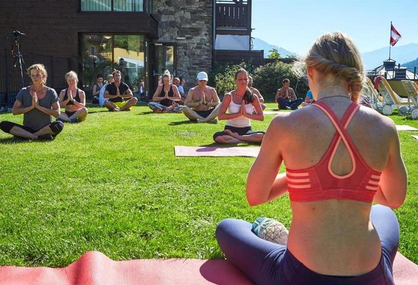 酒店 Saalbacher Hof