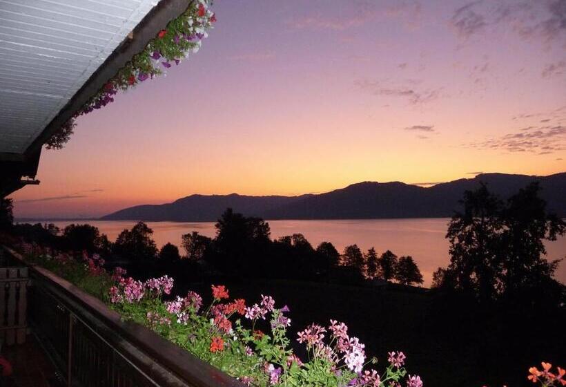 ホテル Schönberger