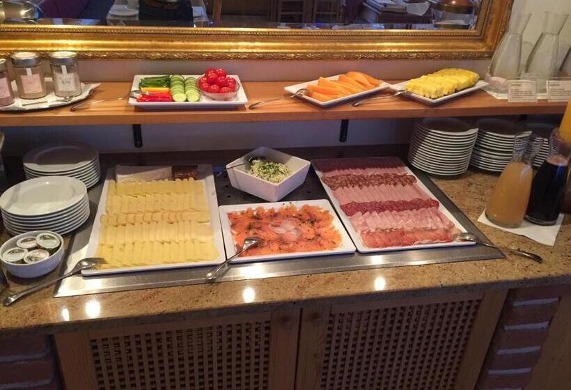 ホテル Schönberger