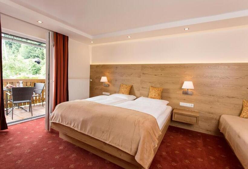 ホテル Schönberger