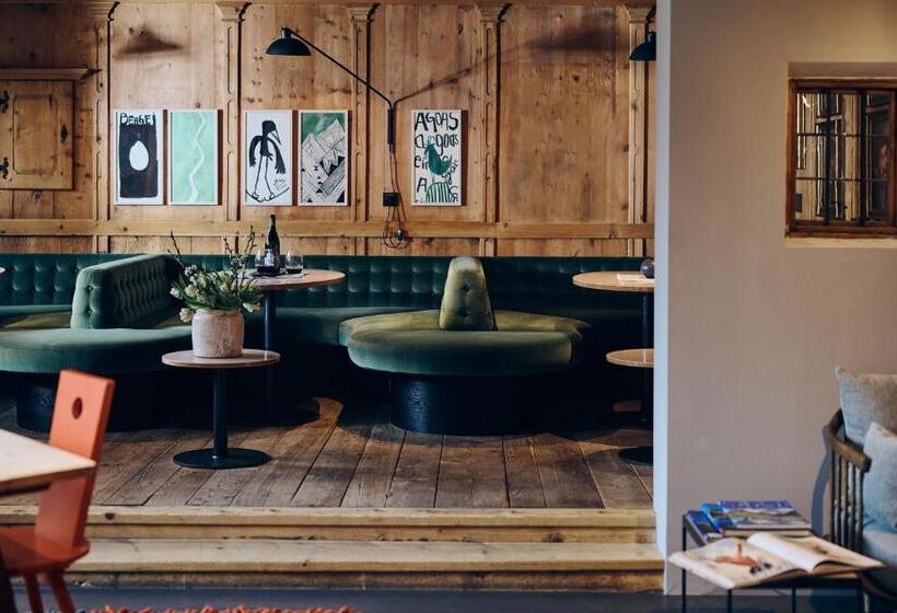 هتل Schönherr Haus