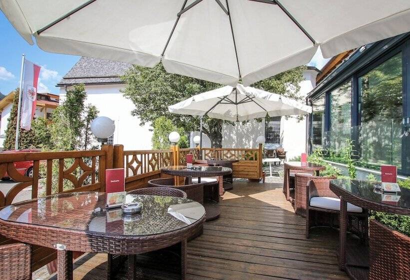 فندق Schwarzer Adler