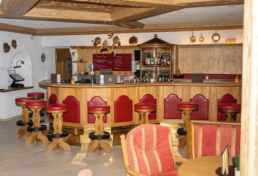 فندق Schwarzer Adler