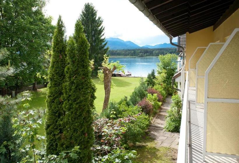 هتل Seevilla Wochinz