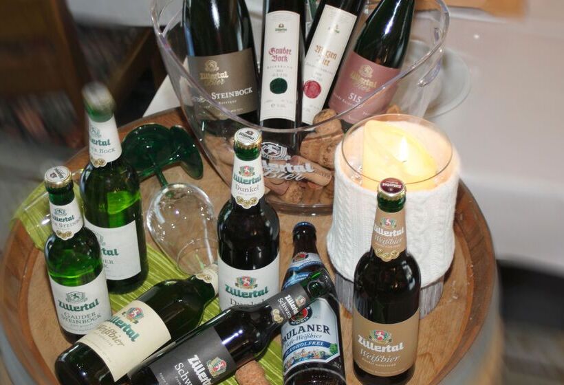 בית מלון כפרי Zum Senner Suites Zillertal