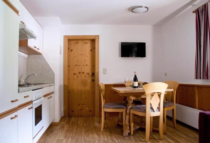 호텔 & Suites Glück Auf