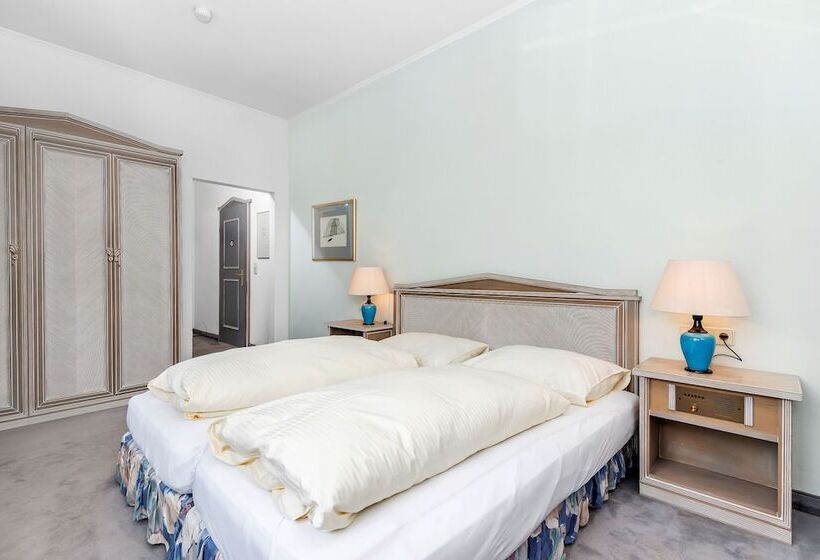 호텔 Sylvia By Skinetworks