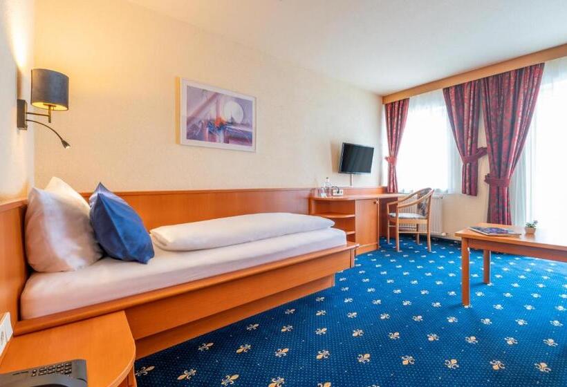 Отель Tia Monte Nauders