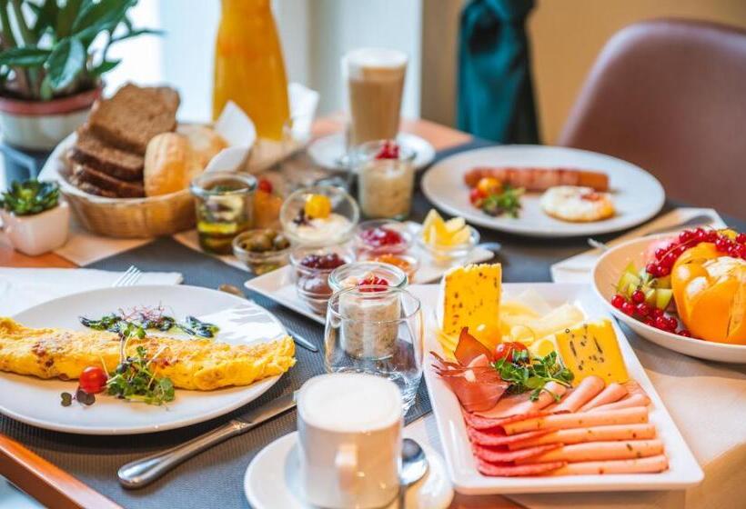 Отель Tia Monte Nauders