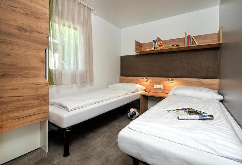 فندق Wellness Landhaus Parth