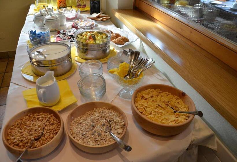 فندق Wellness Landhaus Parth