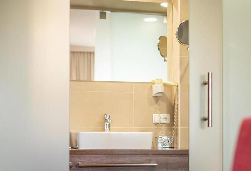 Отель Zum Hirschen