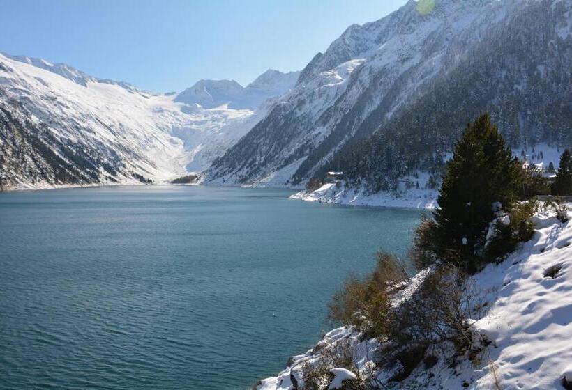 پانسیون Gasthaus Schwarzenstein