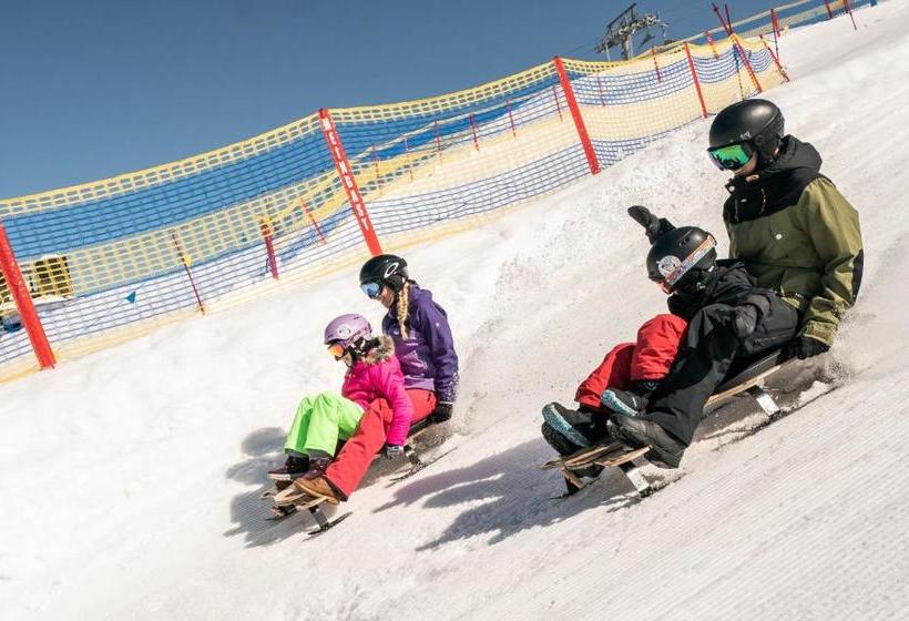 펜션 Edelweiss Lounge Restaurant Hotel Pizza Cafe Billard Gasthof