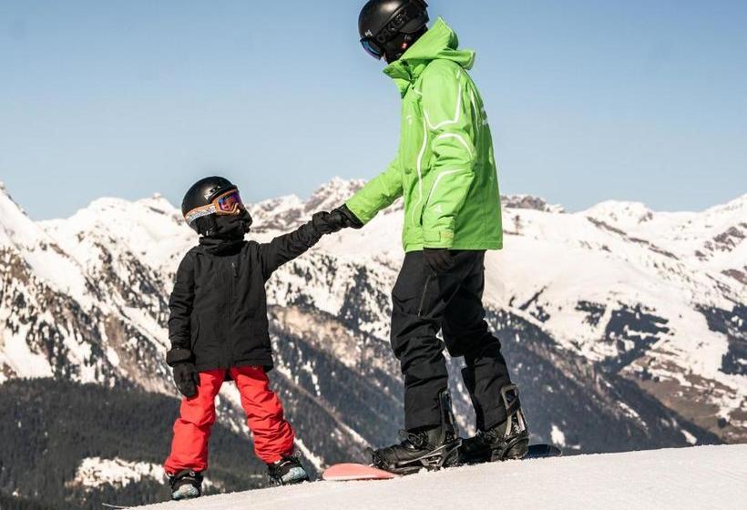 بنسيون Edelweiss Lounge Restaurant Hotel Pizza Cafe Billard Gasthof