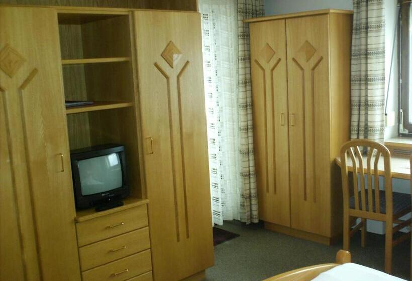 פנסיון Gästehaus Bergland