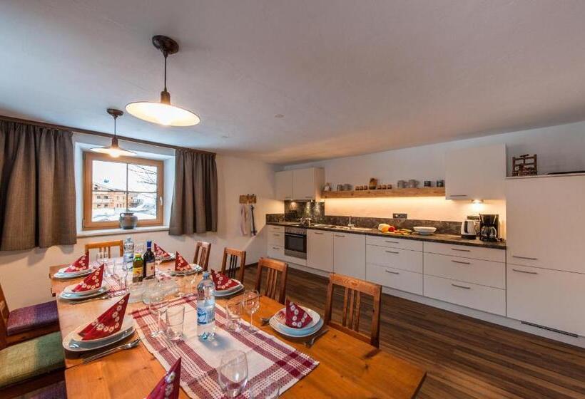 بنسيون Gästehaus Bergland