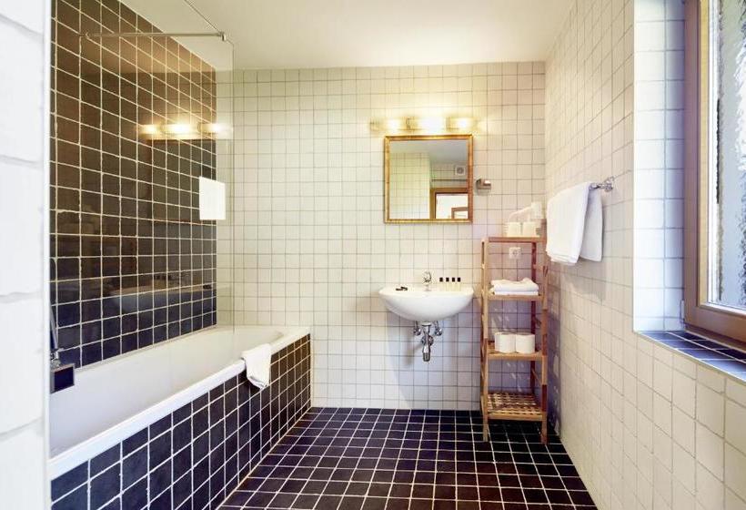 بنسيون Gästehaus Huber