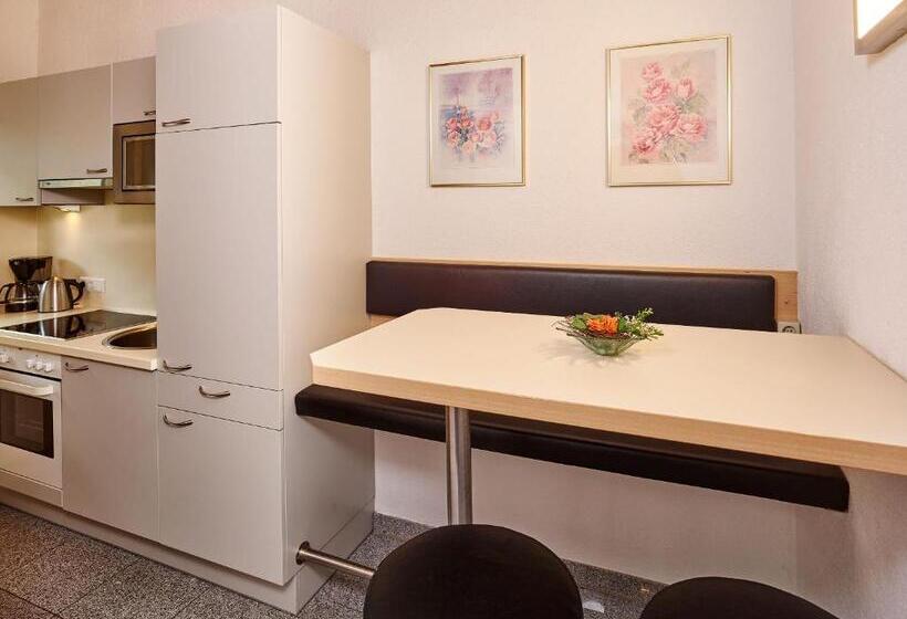 膳宿费 Gästehaus Renate