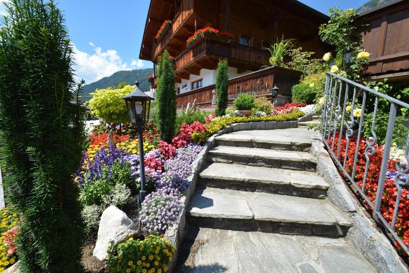 ペンション Haus Sonnwend