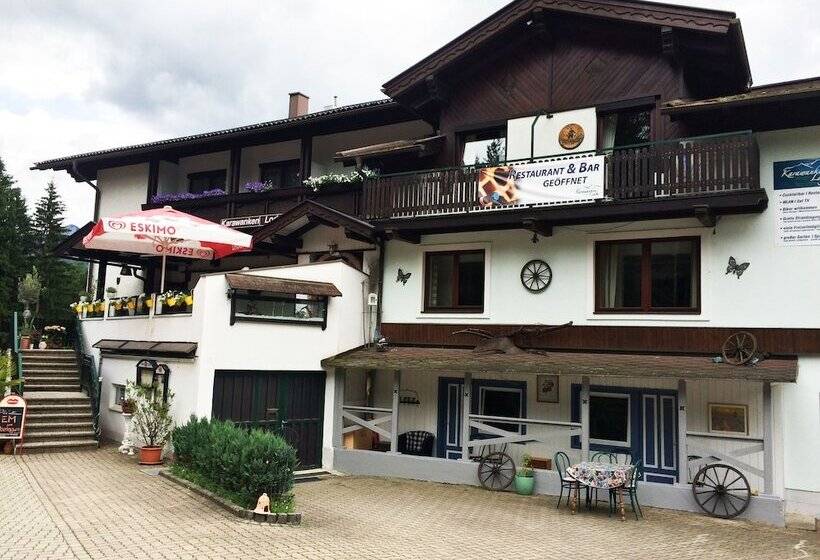 פנסיון Karawanken Lodge