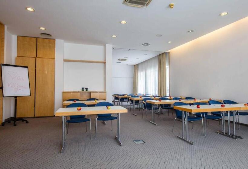 بنسيون Klinglhuber