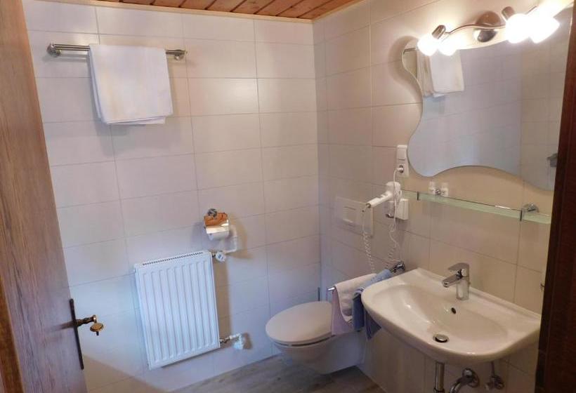 بنسيون Gästehaus Zugspitzblick