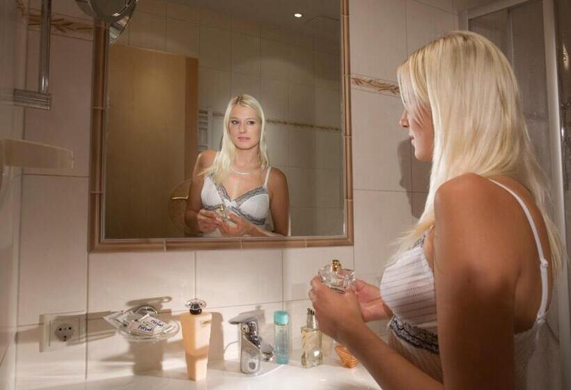 Superior Hotel Persal