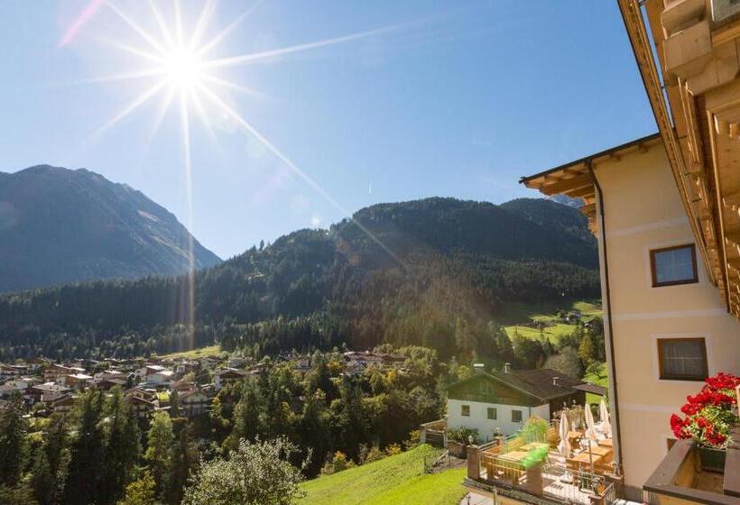 Superior Hotel Persal