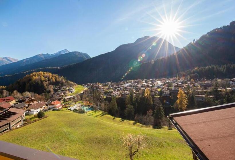 Superior Hotel Persal