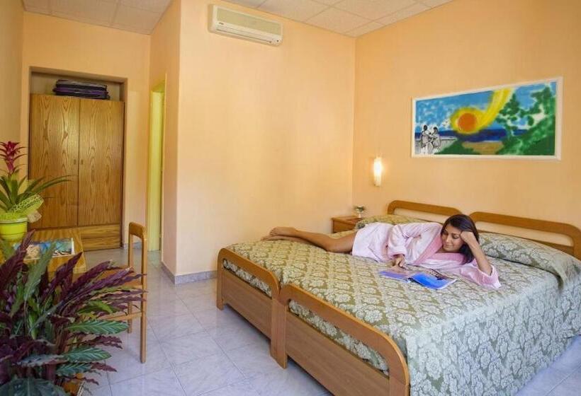 Albergo Villa Hibiscus