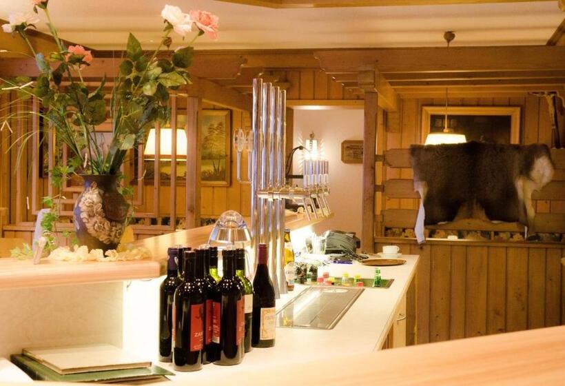 Alpin Panoramahotel Lärchenhof