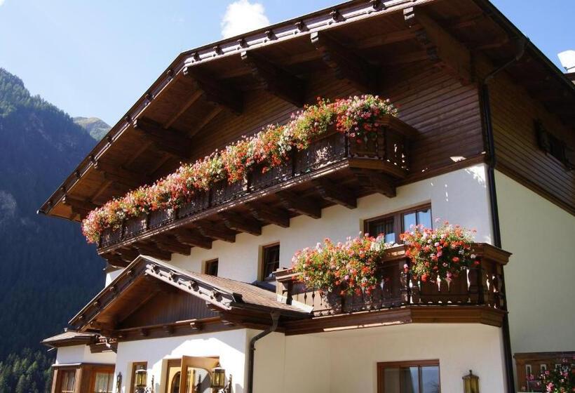 Alpin Panoramahotel Lärchenhof