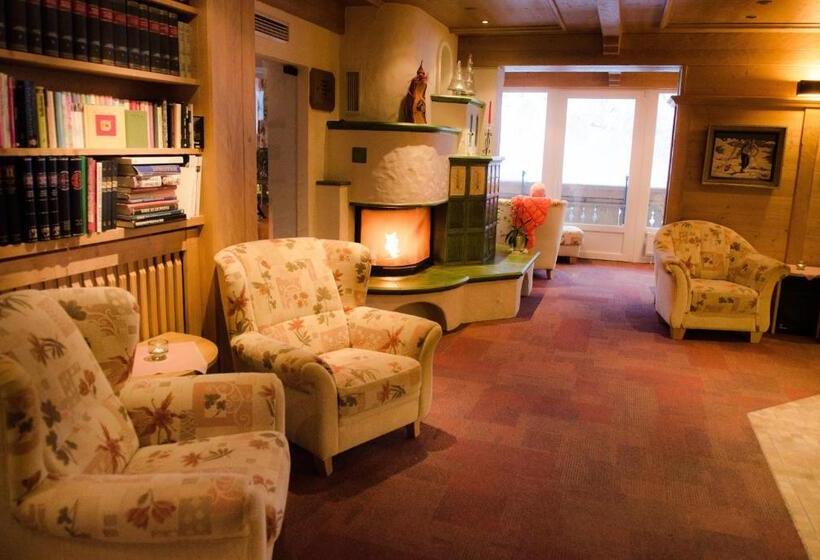 Alpin Panoramahotel Lärchenhof